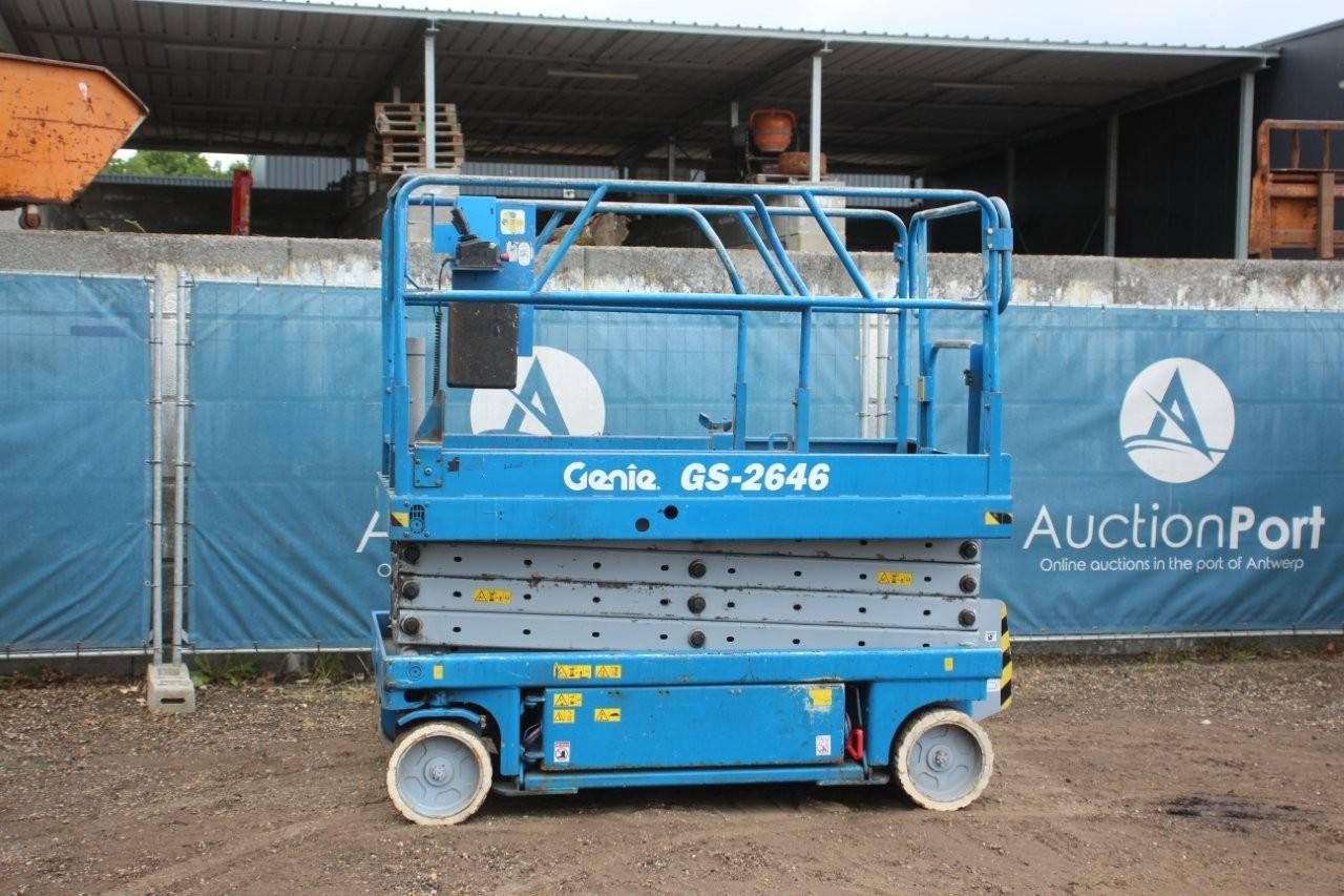 Scissor Lift Genie GS-2646 Electric 9.92m 1999