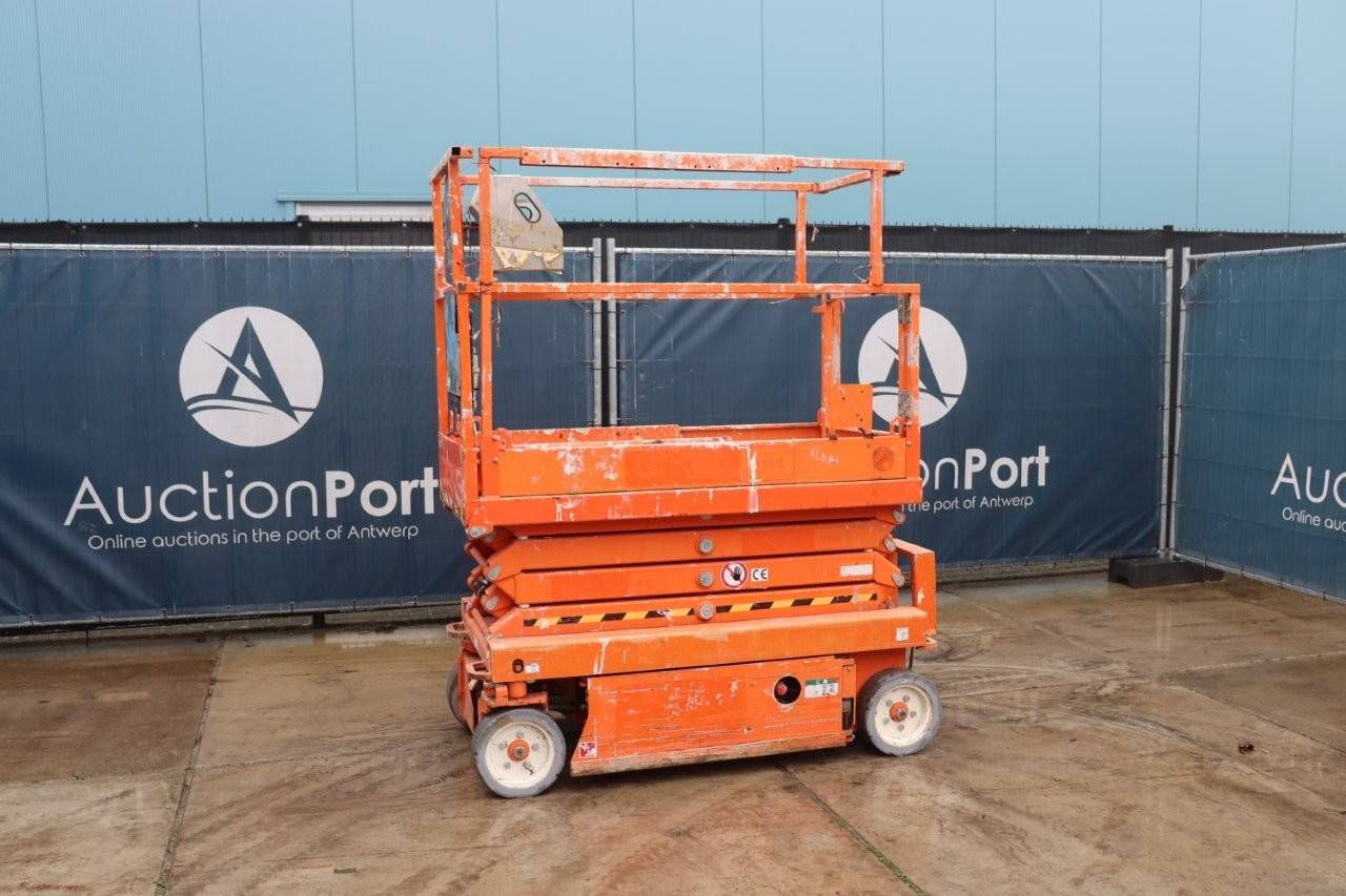 Scissor Lift Skyjack SJ III - 3219 Electric 7.8m 2014