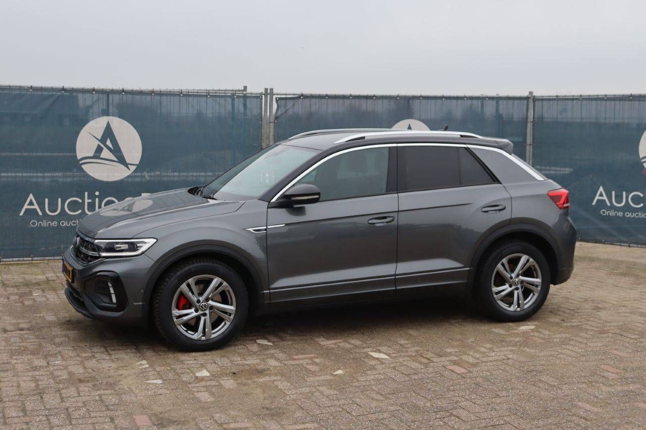 SUV Volkswagen T-ROC Diesel 150hp 2022
