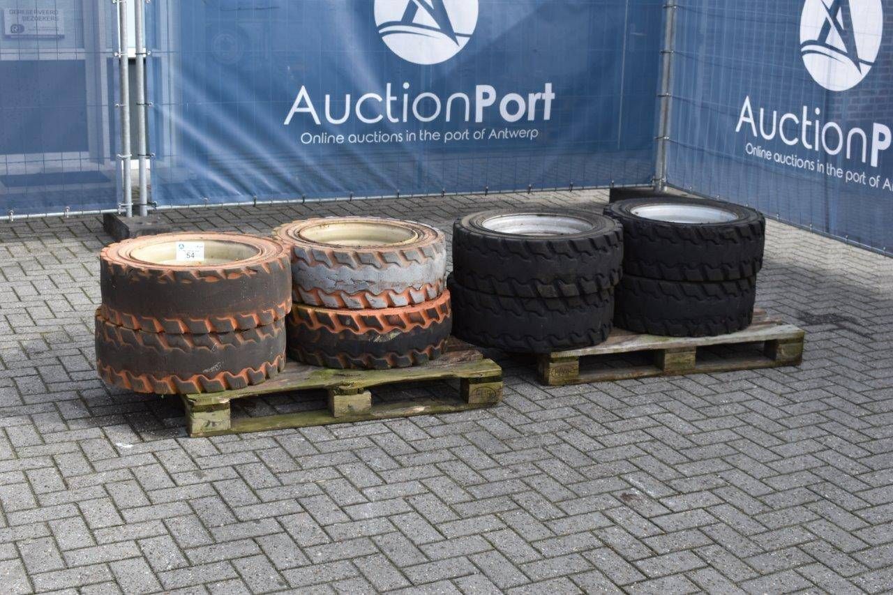 Party tires Wearmaster