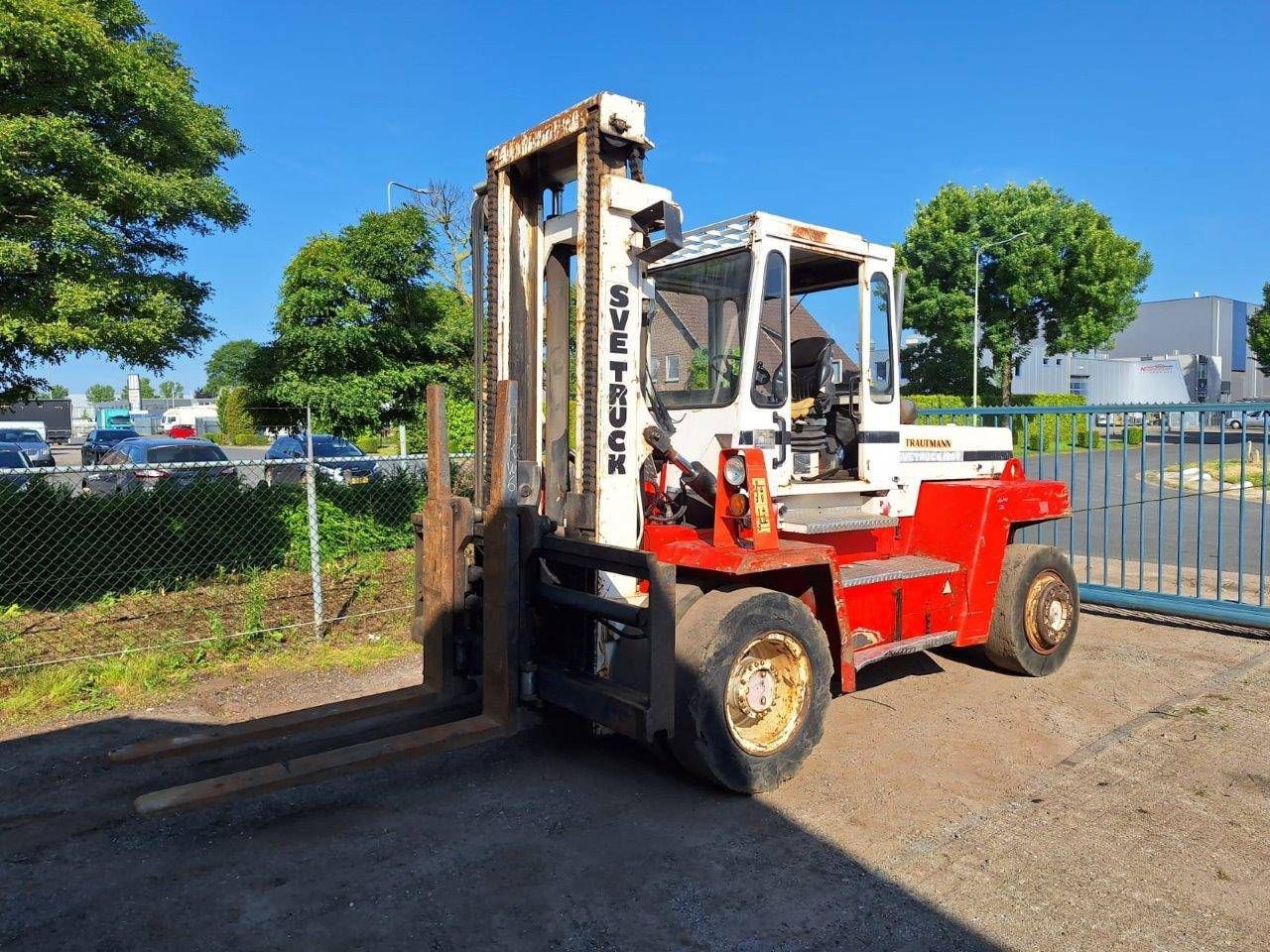 Forklift Svetruck Diesel 12000kg