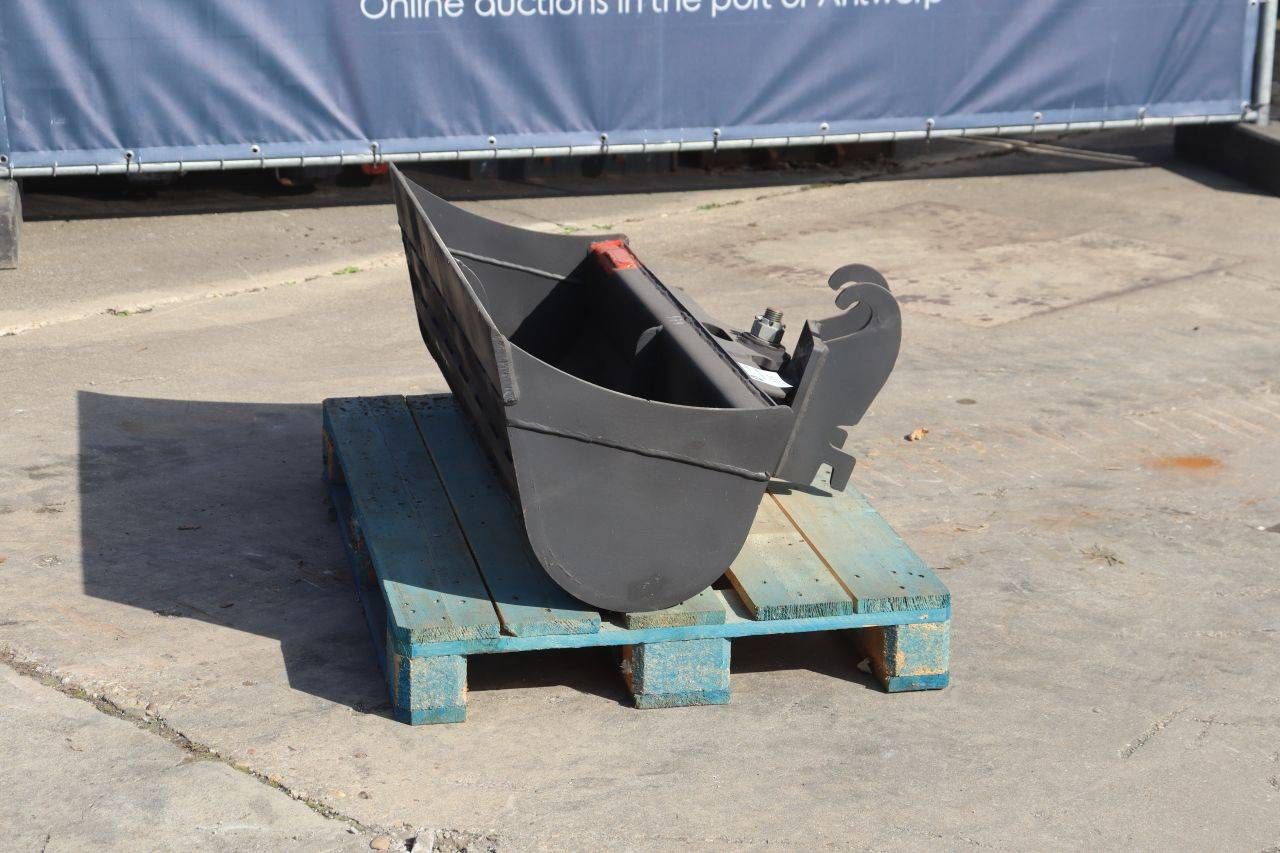 Godet d'excavatrice 120 cm CW05