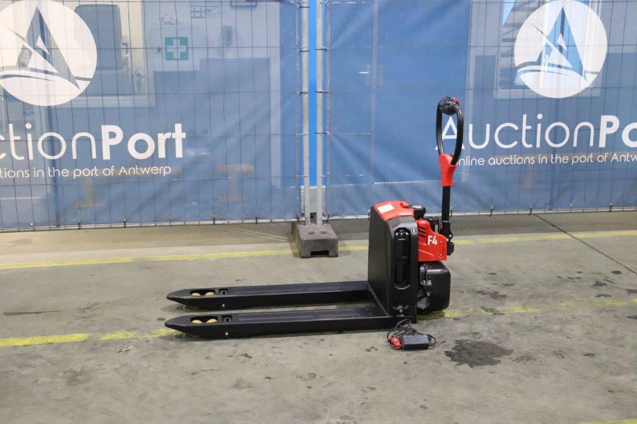 Pallet truck EP Equipment F4 1500kg Electric