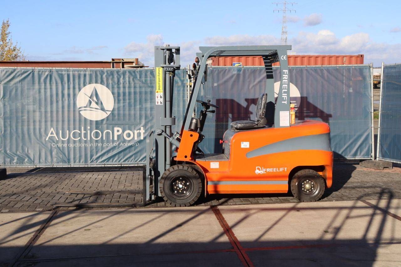 Forklift Freelift CMF20 Electric 2000kg 3.0m 2024