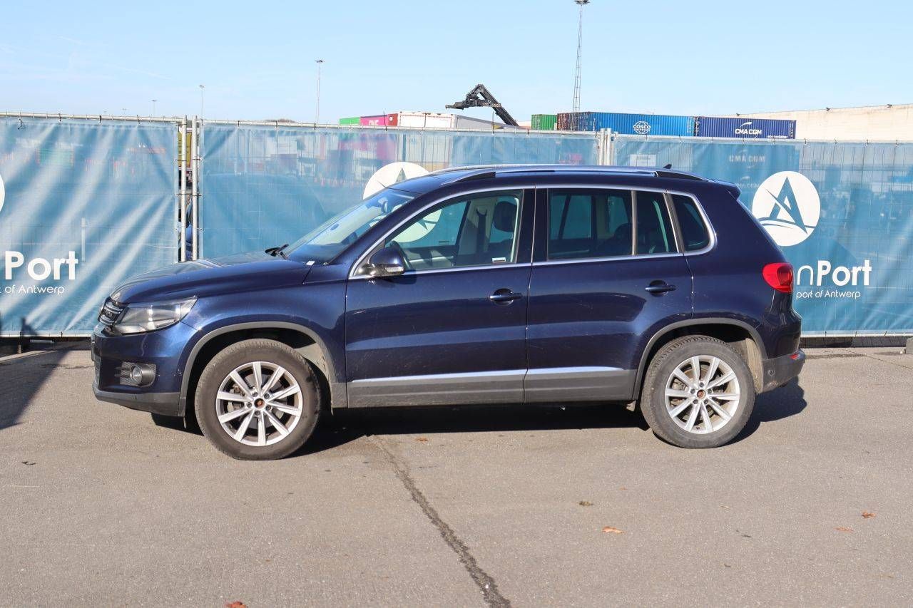 SUV Volkswagen Tiguan Diesel 140hp 2015 (Margin)