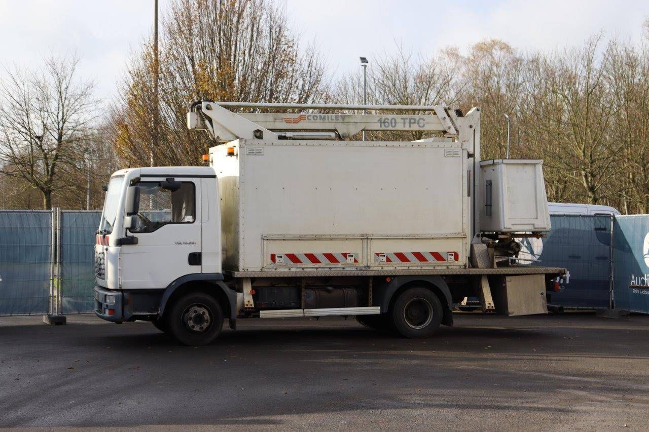 MAN TGL 10.180 Diesel 2007 Self-propelled aerial work platform