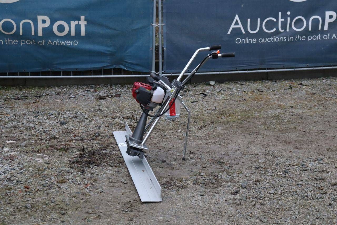Concrete vibratory beam Stroke 4 Petrol New