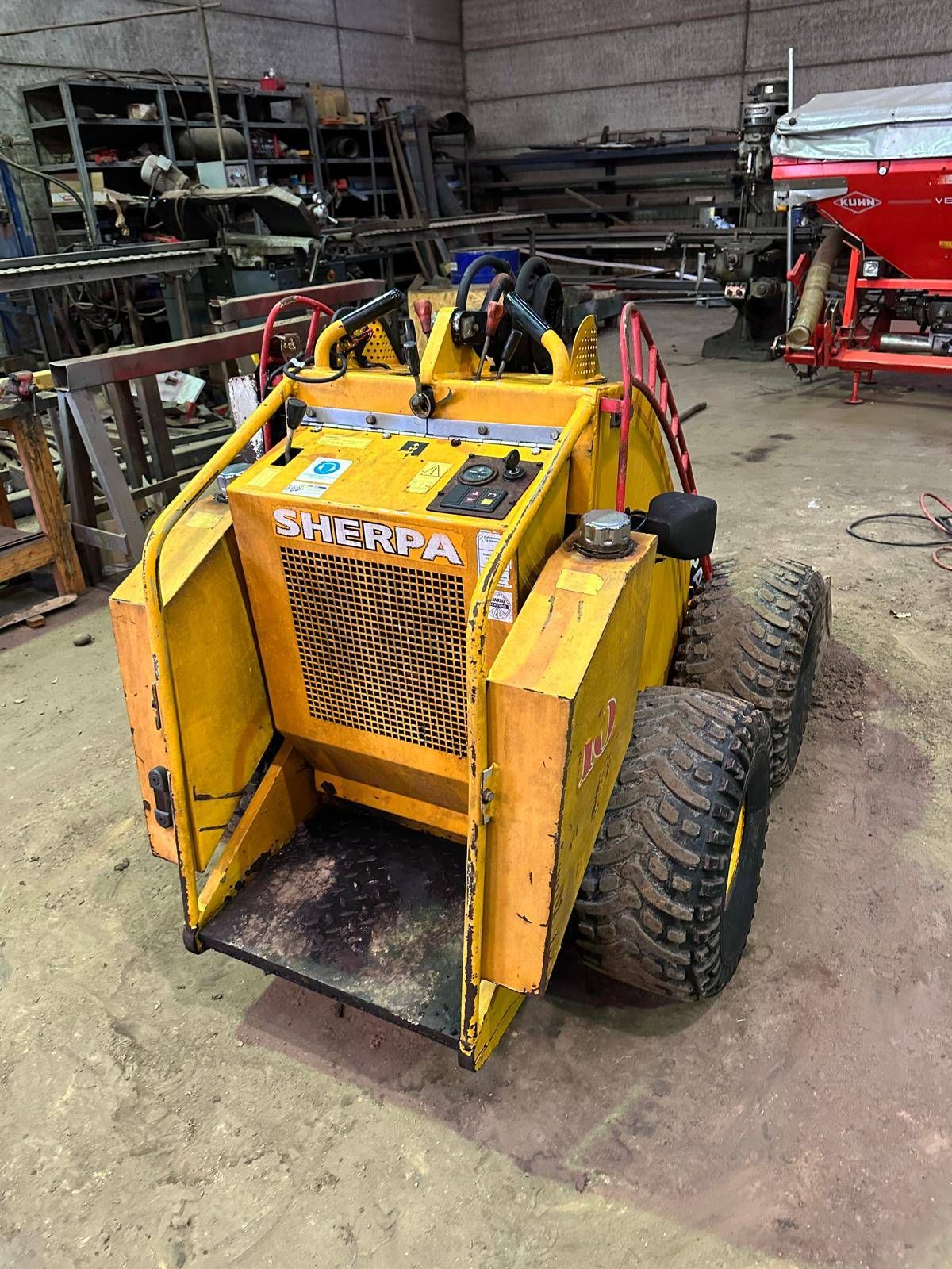 Skid steer loader Sherpa Diesel