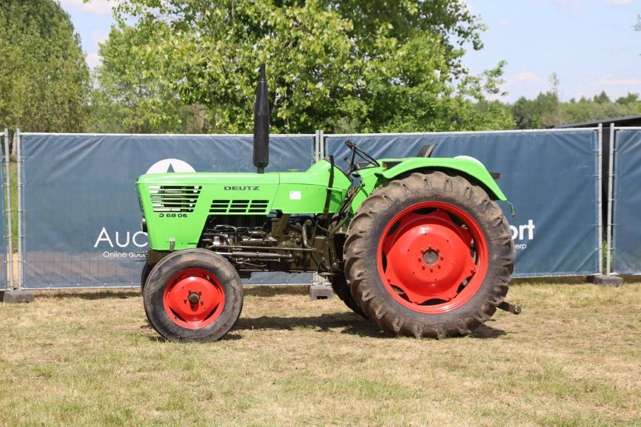 Tractor Deutz-Fahr D6806 Diesel 1977 (Margin)