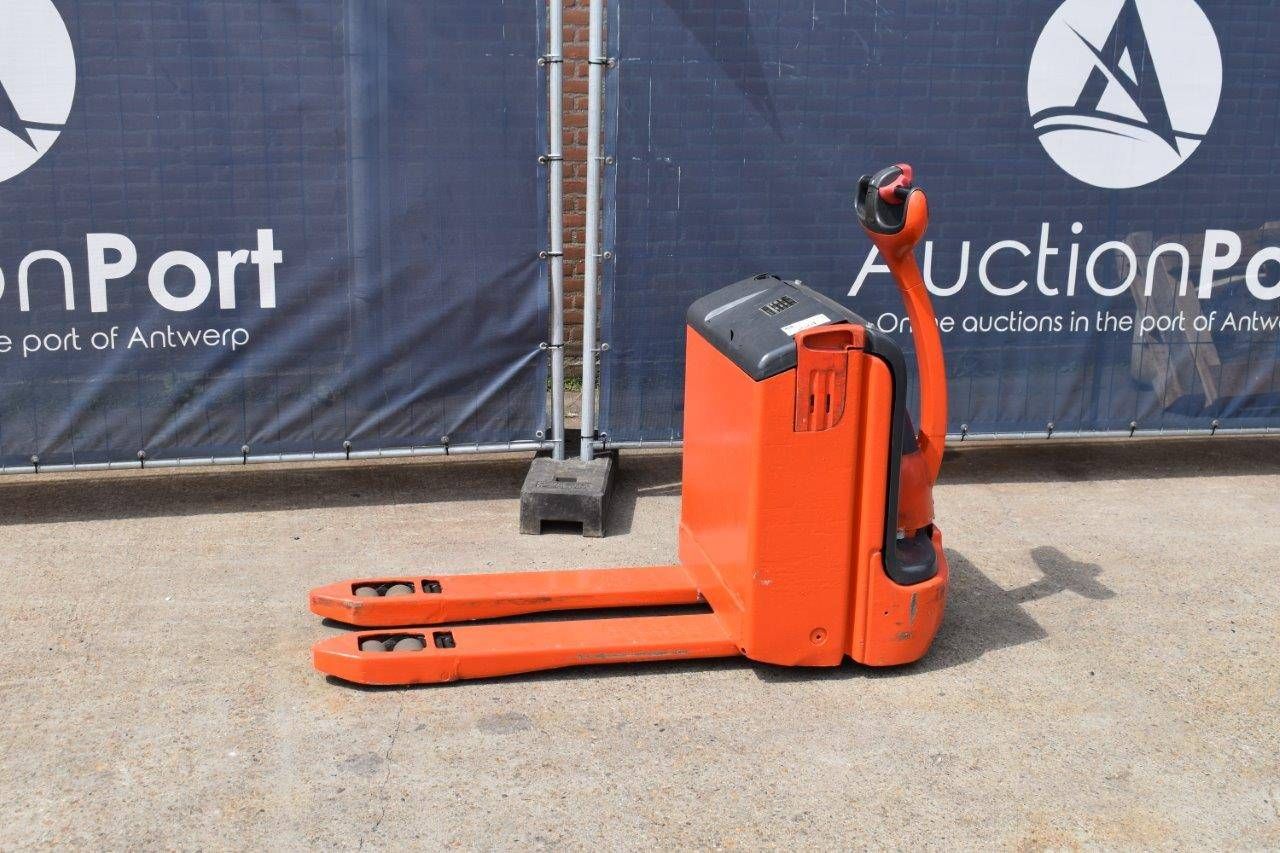 Pallet truck Linde T18 Electric 1800kg