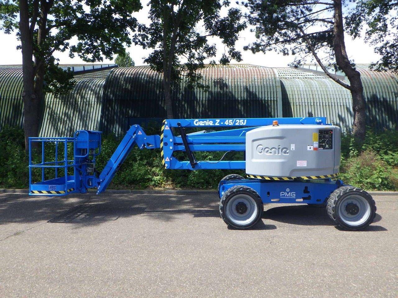 Telescopic boom lift Genie Z-45/25J RT Diesel 16.05m 2014