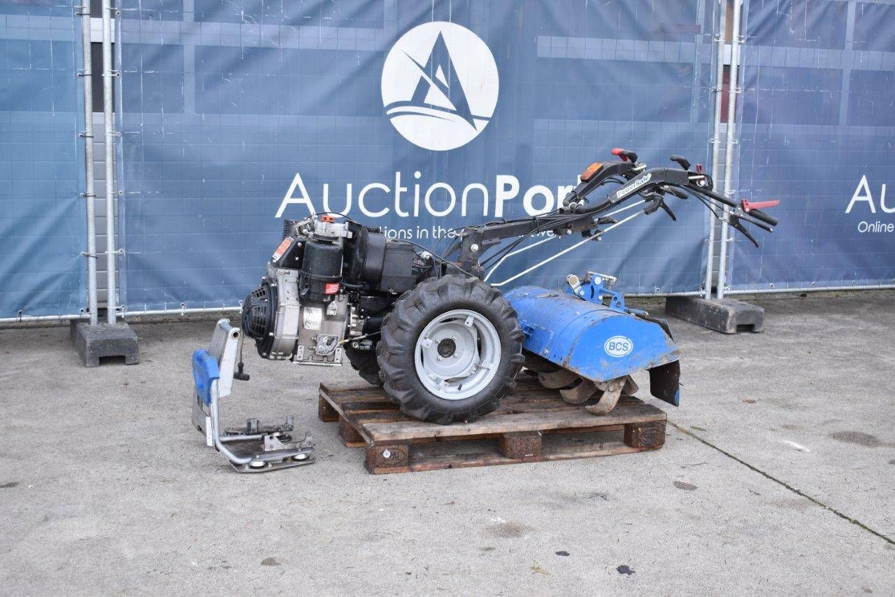 Motor cultivator with Tiller Lombardini 3LD510