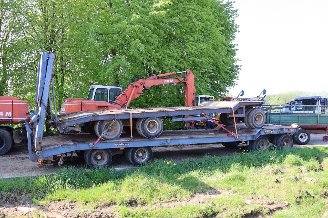 Batch of Semi Low Loaders Goldhofer TU4