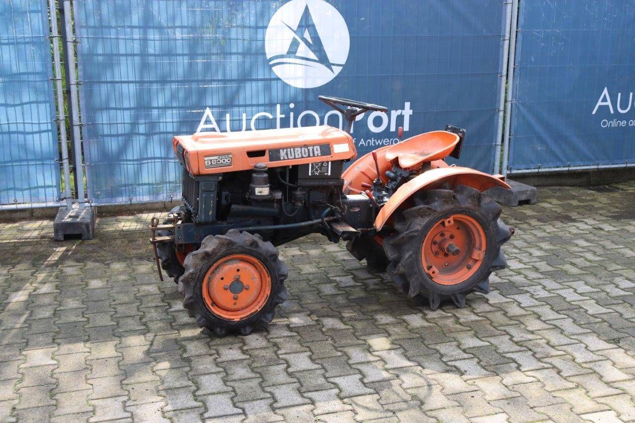 Mini tractor Kubota B6000 Diesel 11hp 1990