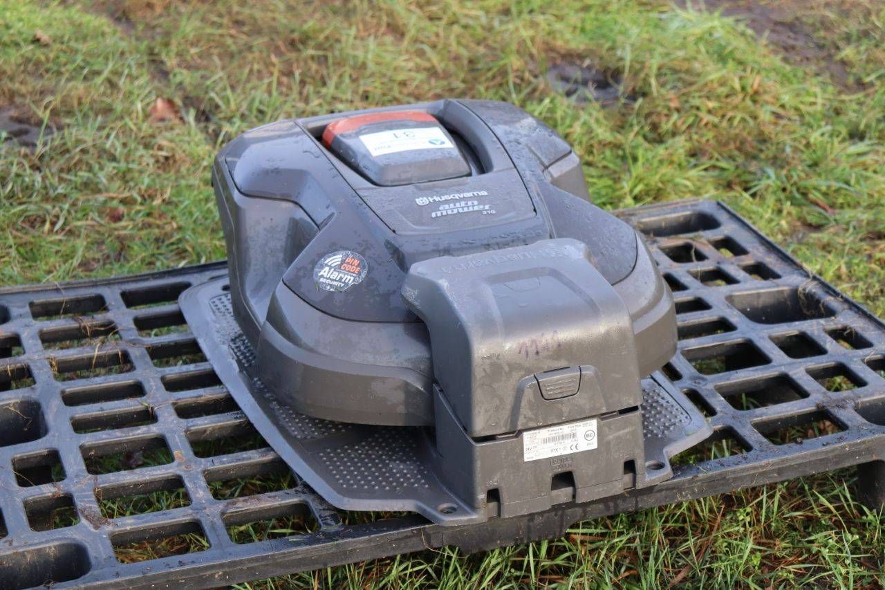 Husqvarna CS P12/P15 2020 Robotic Mower