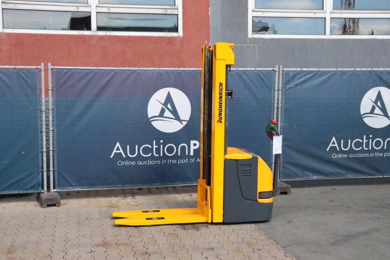 Stacker Jungheinrich EJC 14 Electric 1400kg 5.35m 2003