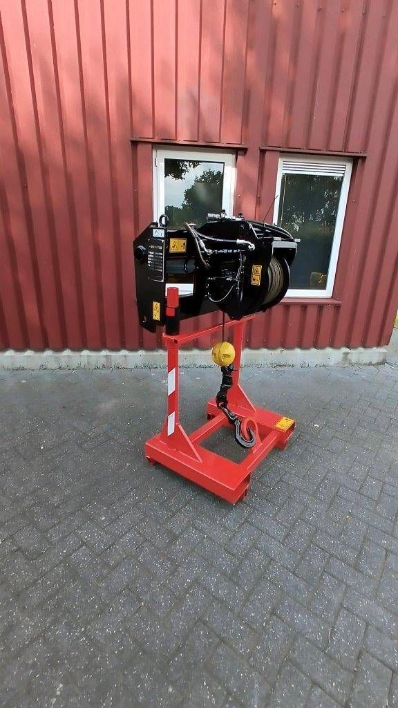 Manitou Ferrari 3Ton Hoist