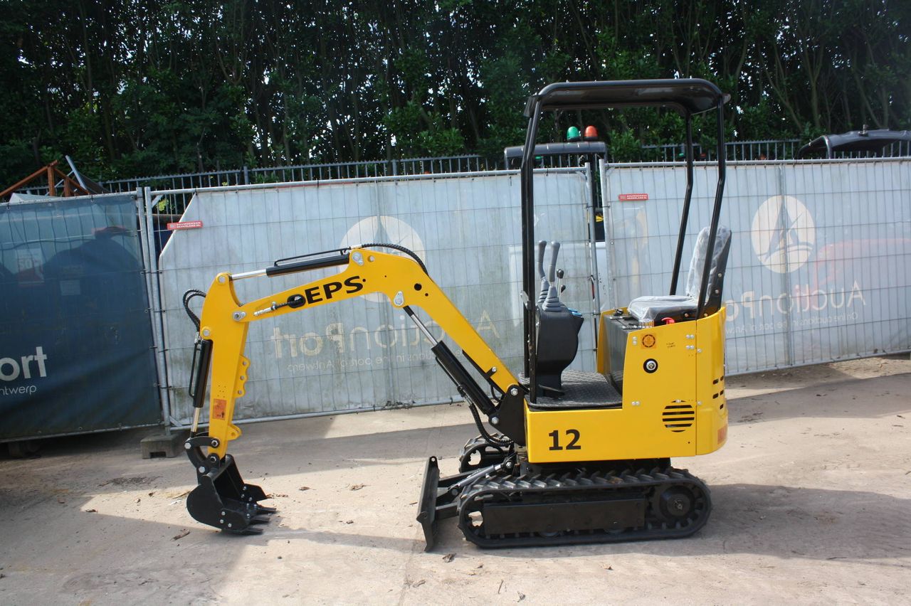 Nuoman NM-E12 Diesel 7kW Mini Excavator New