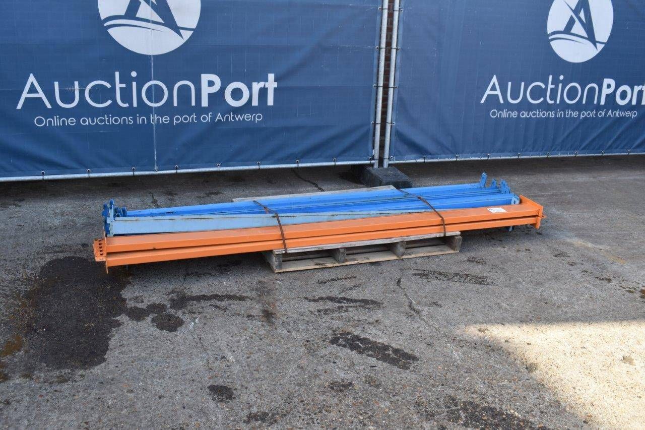 Pallet racks