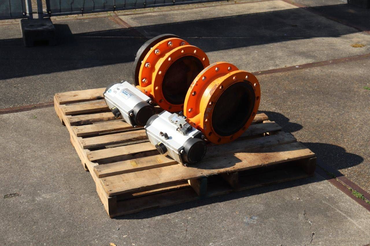 Set of pneumatically operated butterfly valves Alfa 125DA 2 pieces