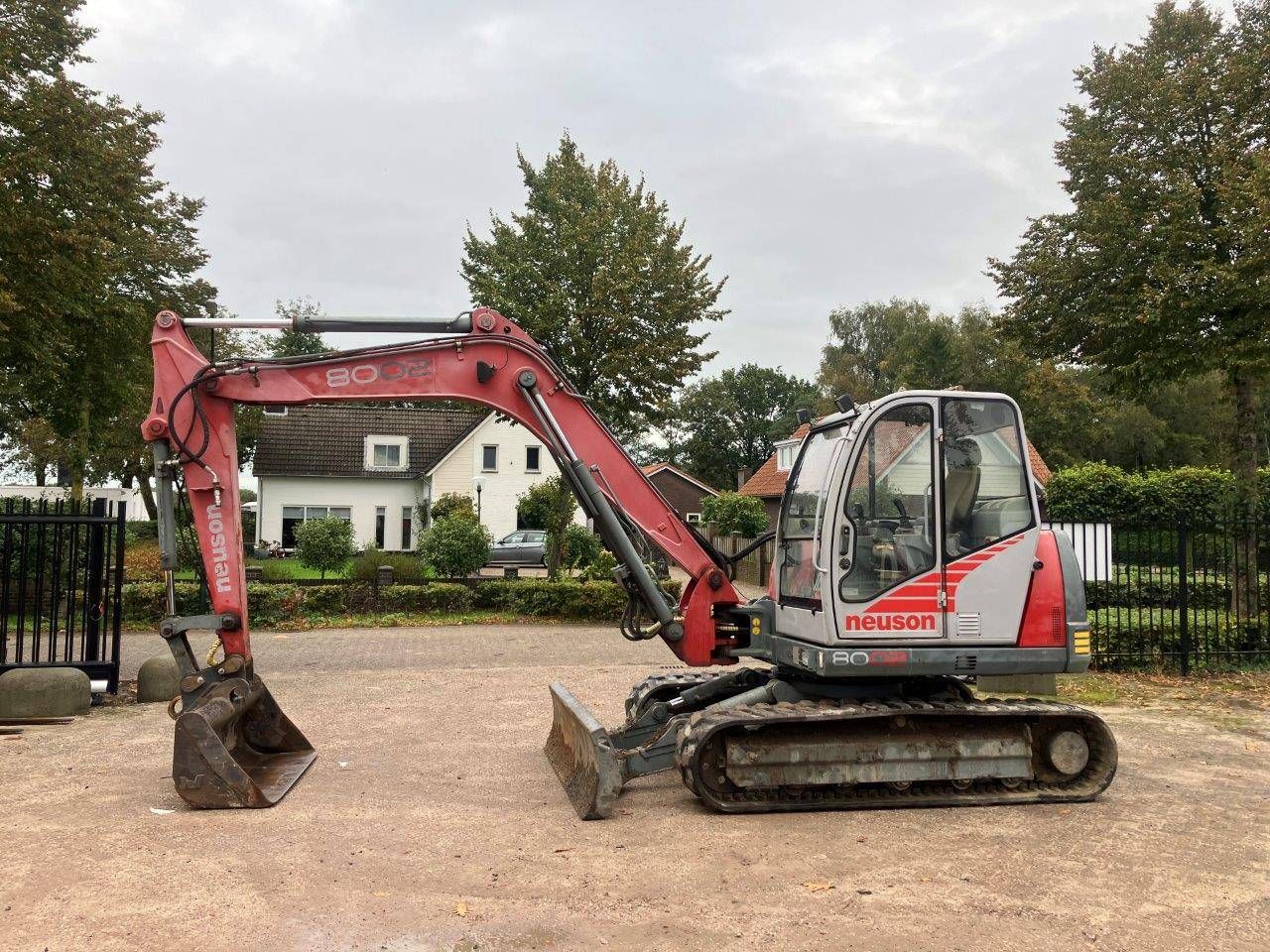 Crawler excavator Neuson 8002 RD Diesel