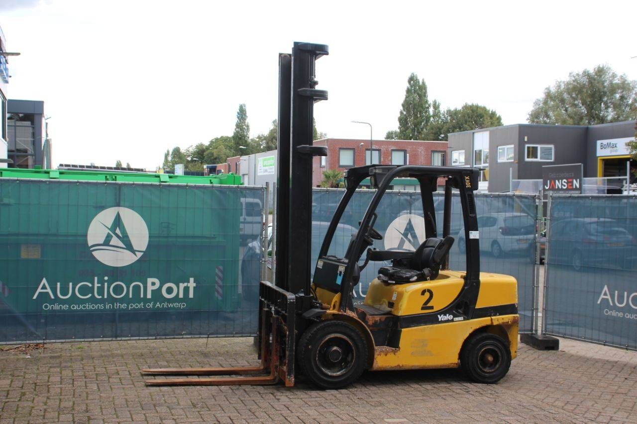 Heftruck Yale GDP30VX E2345 Diesel 2720kg 4.91m 2010