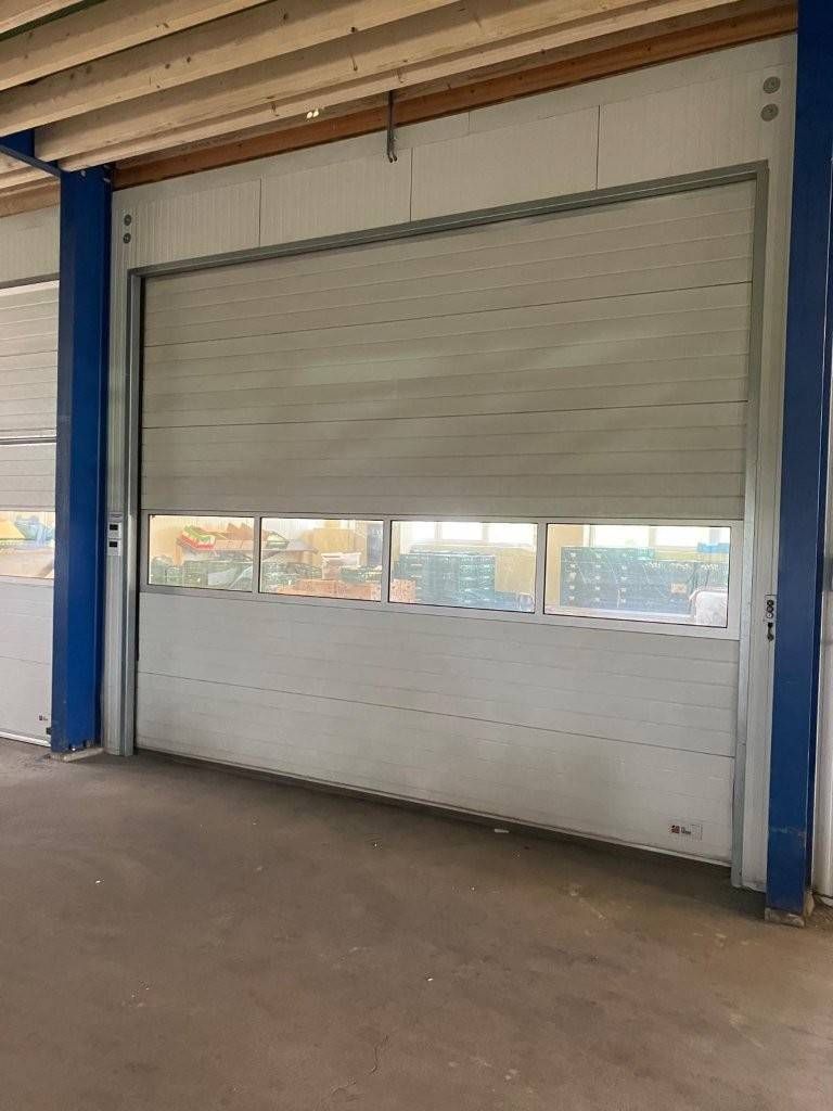 Rolling door or sectional door 4400x3600 mm 3 Pieces (Margin)
