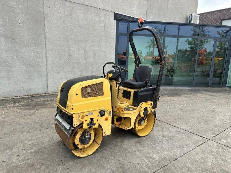Tandem vibratory roller Dynapac CC800 Diesel 2006
