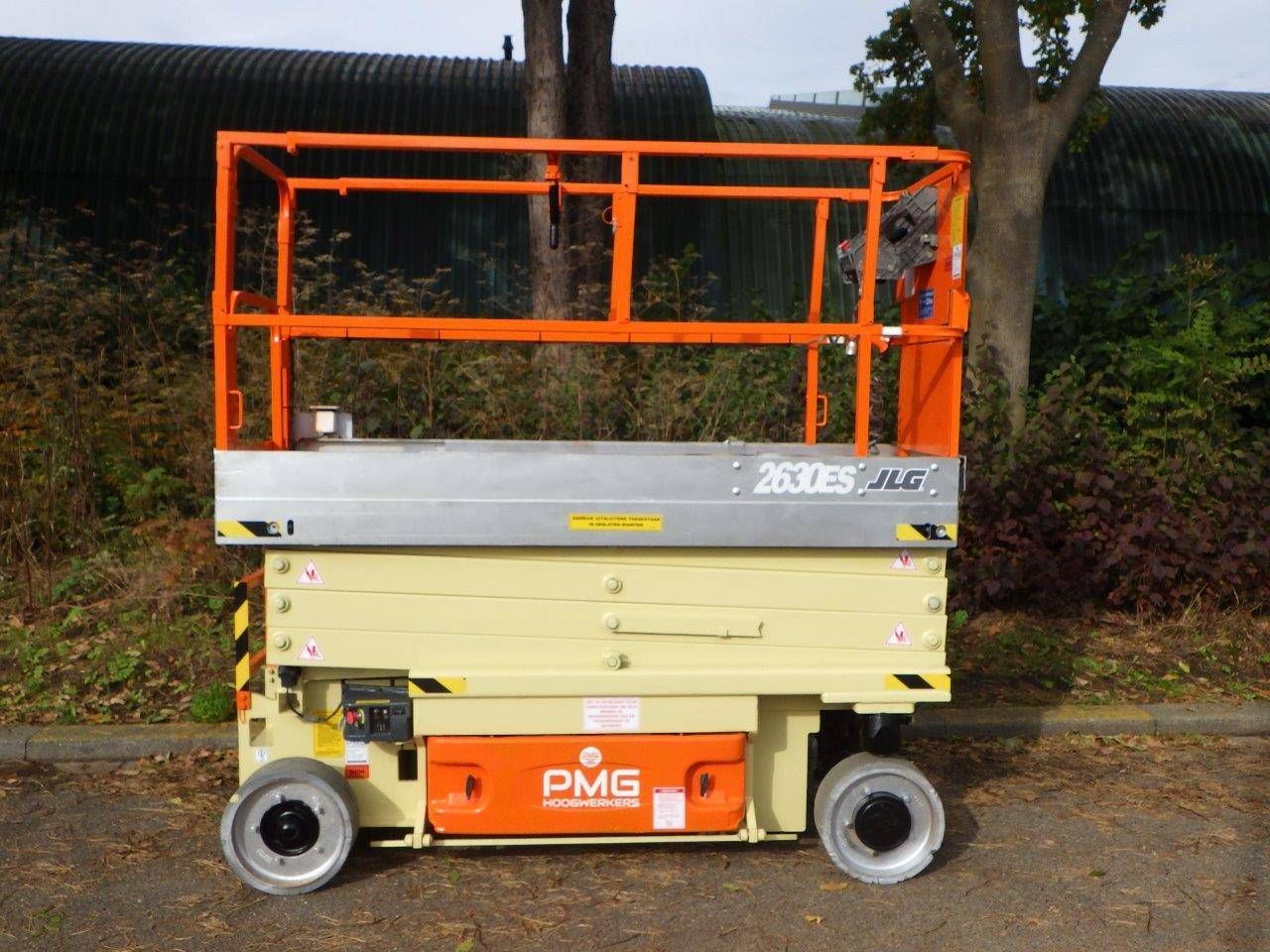 Scissor lift JLG 2630ES Electric 9.77m 2012