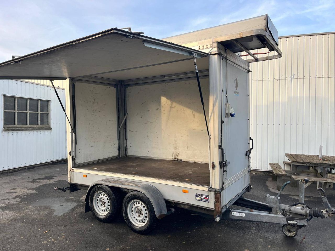 Closed Trailer Hapert Sapphire 3500kg 3.00x1.50x2.10m 2018