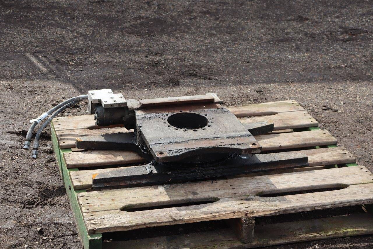 Forklift attachment 