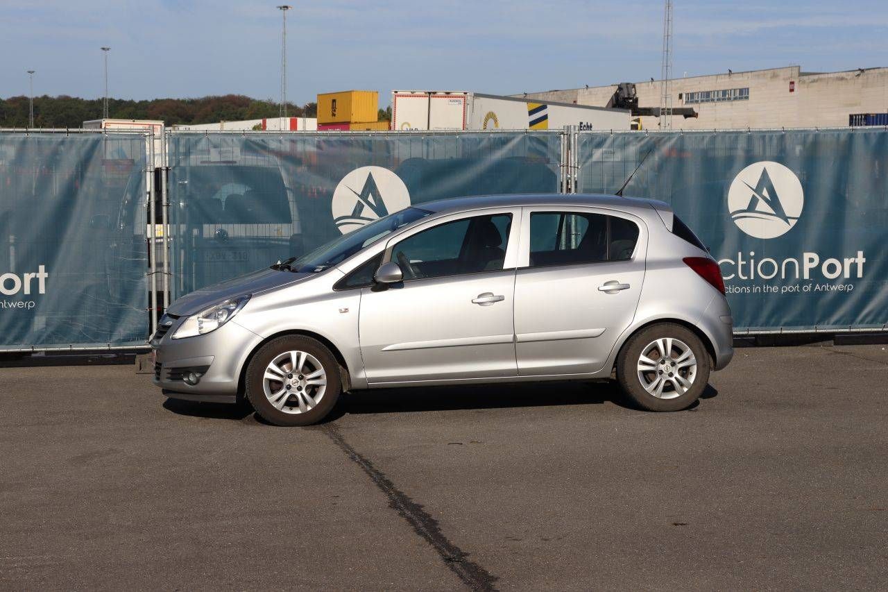 Passenger car Opel Corsa Petrol 80hp 2007 (Margin)