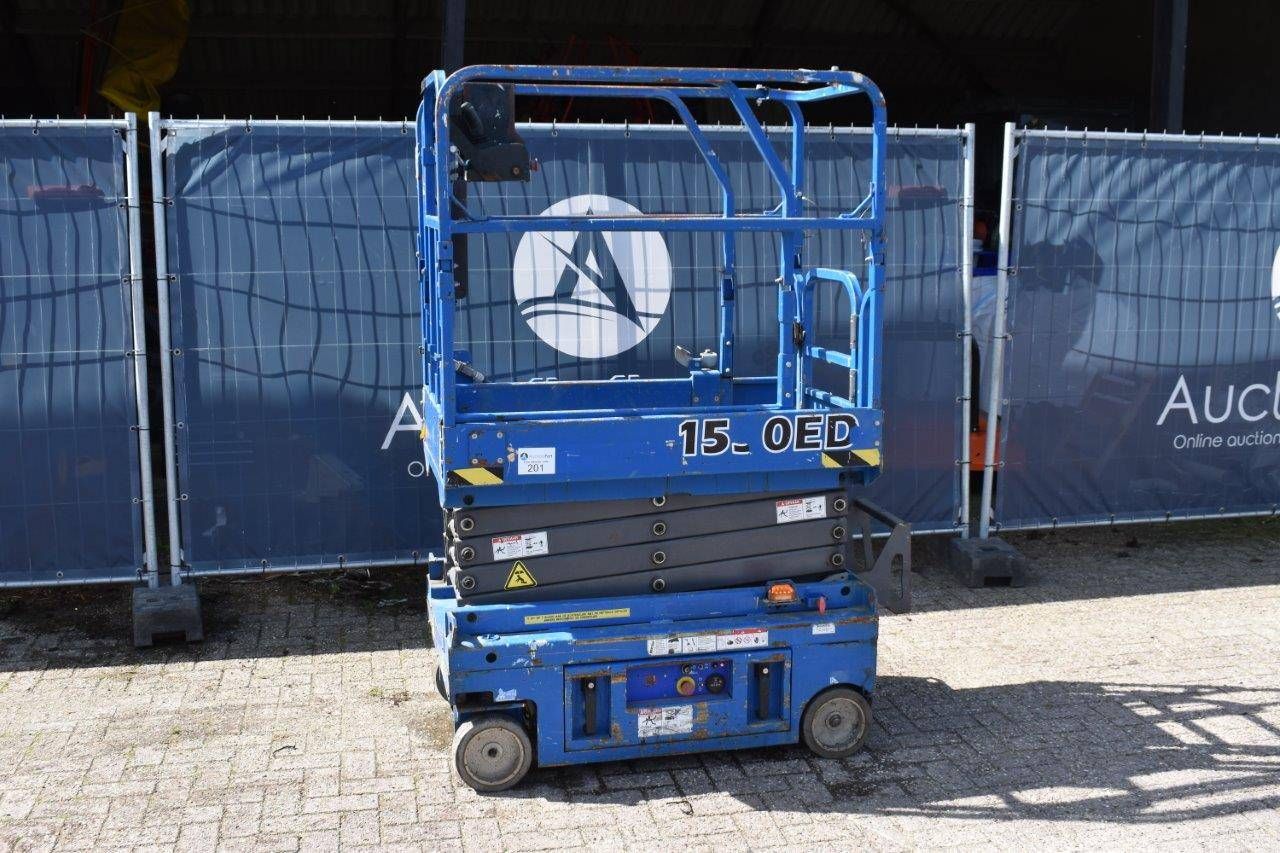 Elevador de tijera GMG 1530ED Eléctrico 4,5m