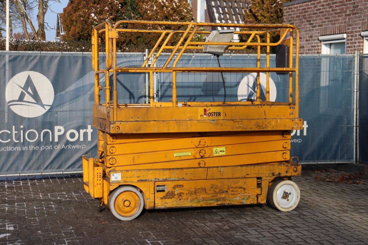 Scissor Lift UpRight X26 Electric 9.93m 1999
