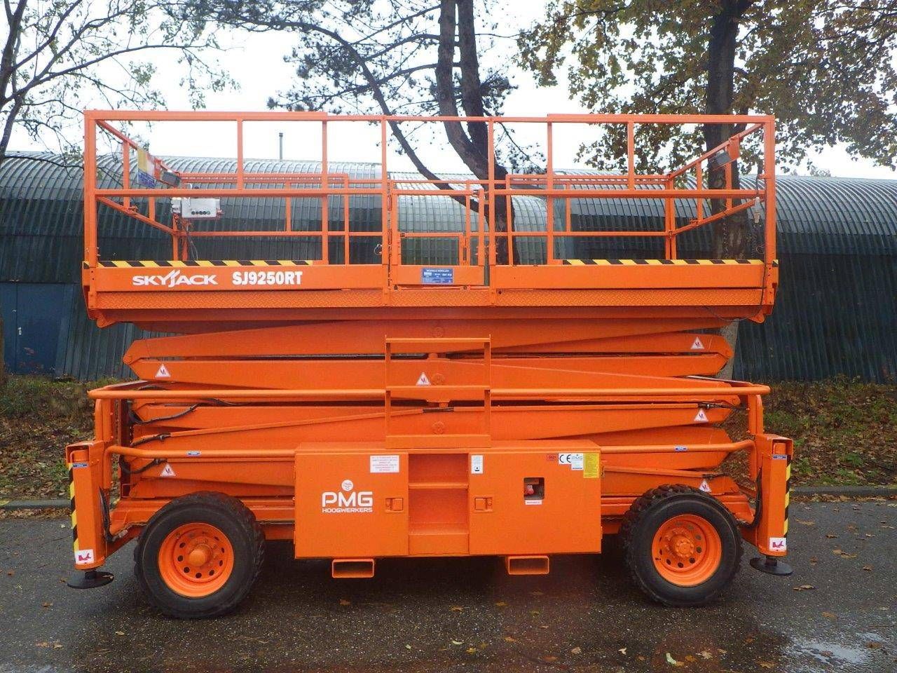 Scissor lift SJ9250 17.24m Diesel 2015