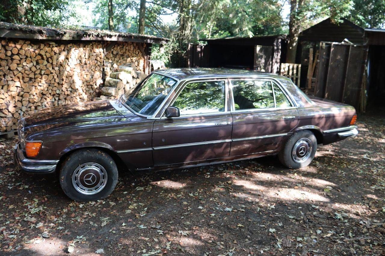 Passenger car Mercedes-Benz 280 SEL Petrol 1979