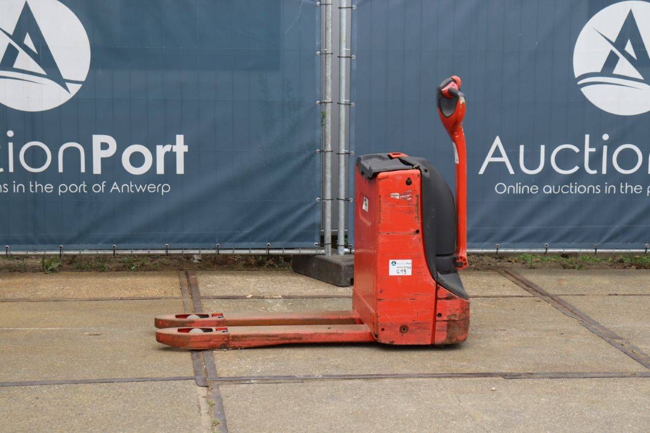Pallet truck Linde T16 Electric 1600kg 2017