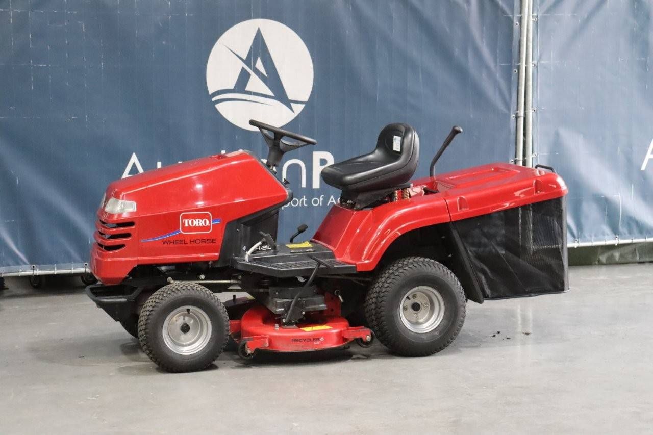 Toro Wheel Horse DH-210 Petrol Riding Mower 2006