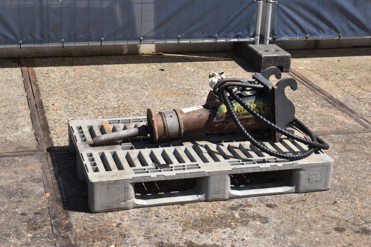 Demolition hammer F607