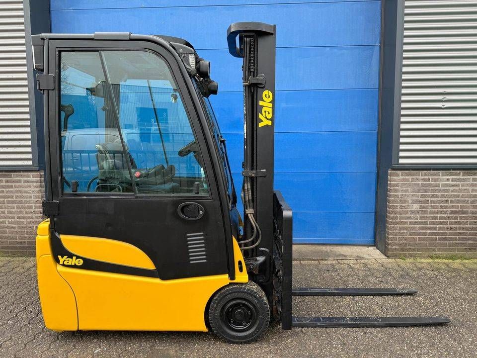 Chariot élévateur Yale ERP16 VT Électrique 1600kg