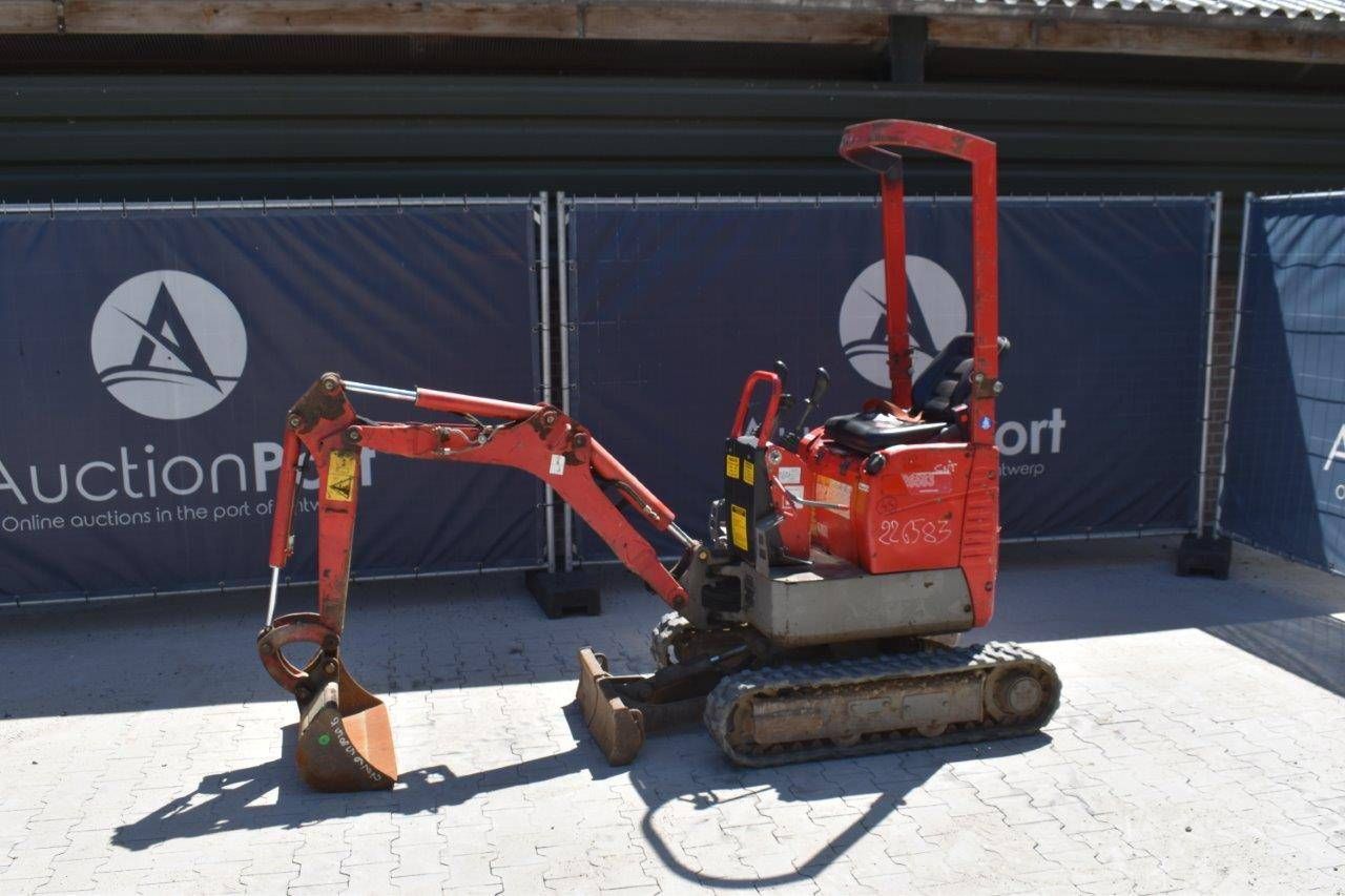 Miniexcavadora Bobcat E08AAEM Diesel (Margen)
