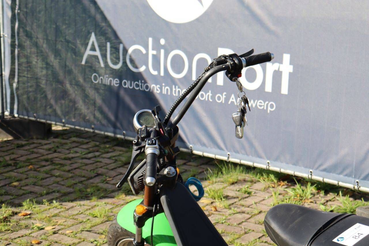 Scooter ZNEN CAIGIEES Elektriciteit