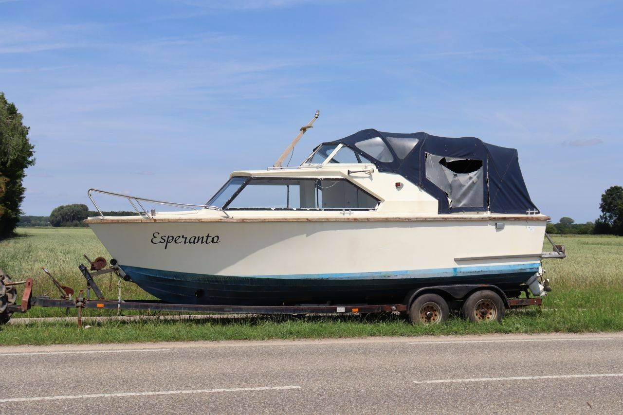 Esperanto Motorboat with Boat Trailer, Petrol (Margin)