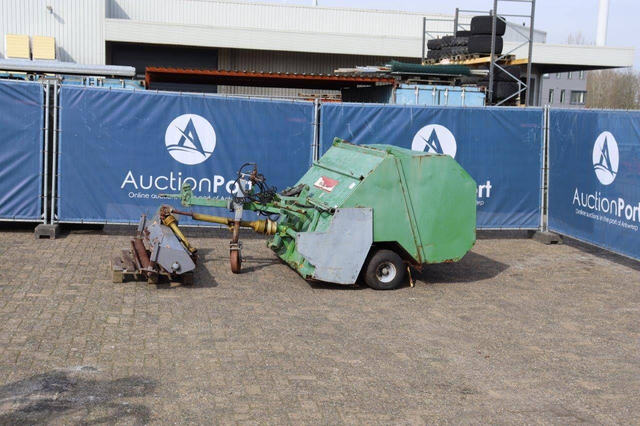 Leaf sweeper STH 1800T Electric 1999 