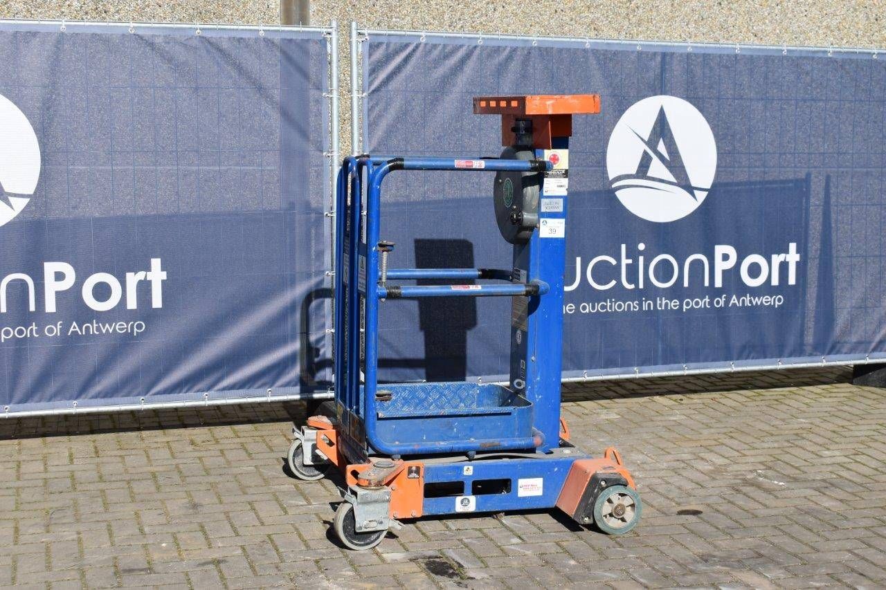 Power Towers Pecolift Manual 3.5m