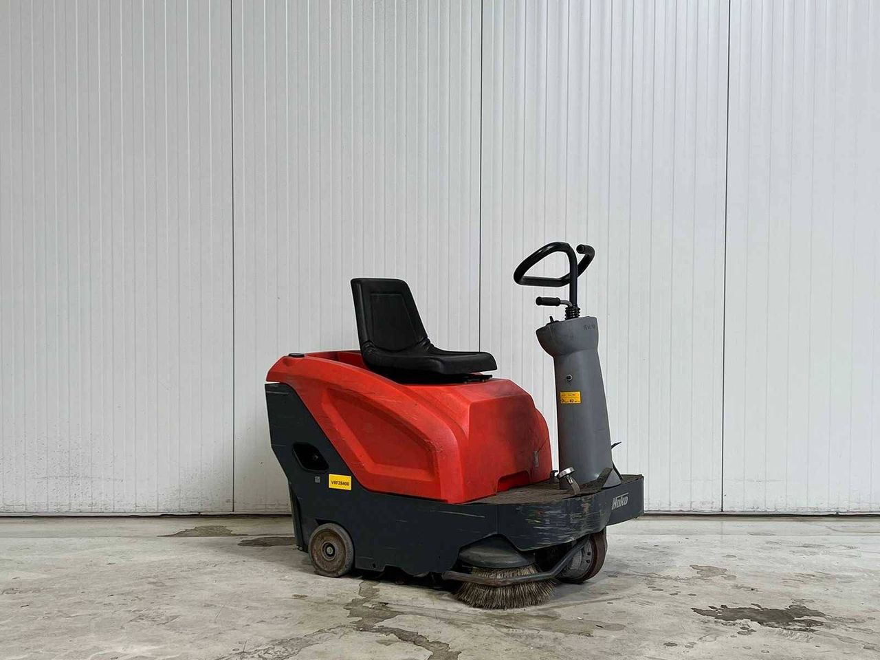 Scrubbing machine Hako B800R Electric 