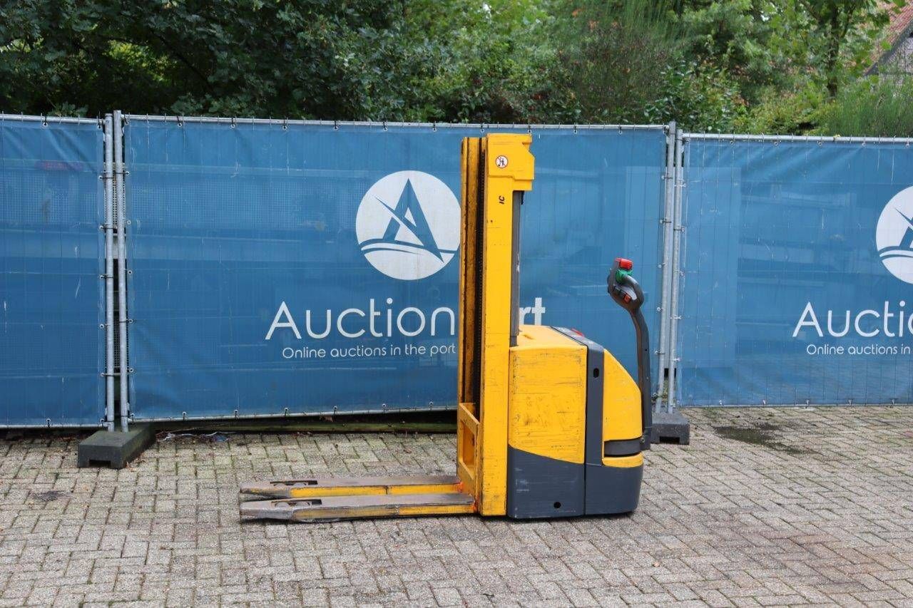 Stacker Jungheinrich EJC Z14 Electric 1400kg 2006