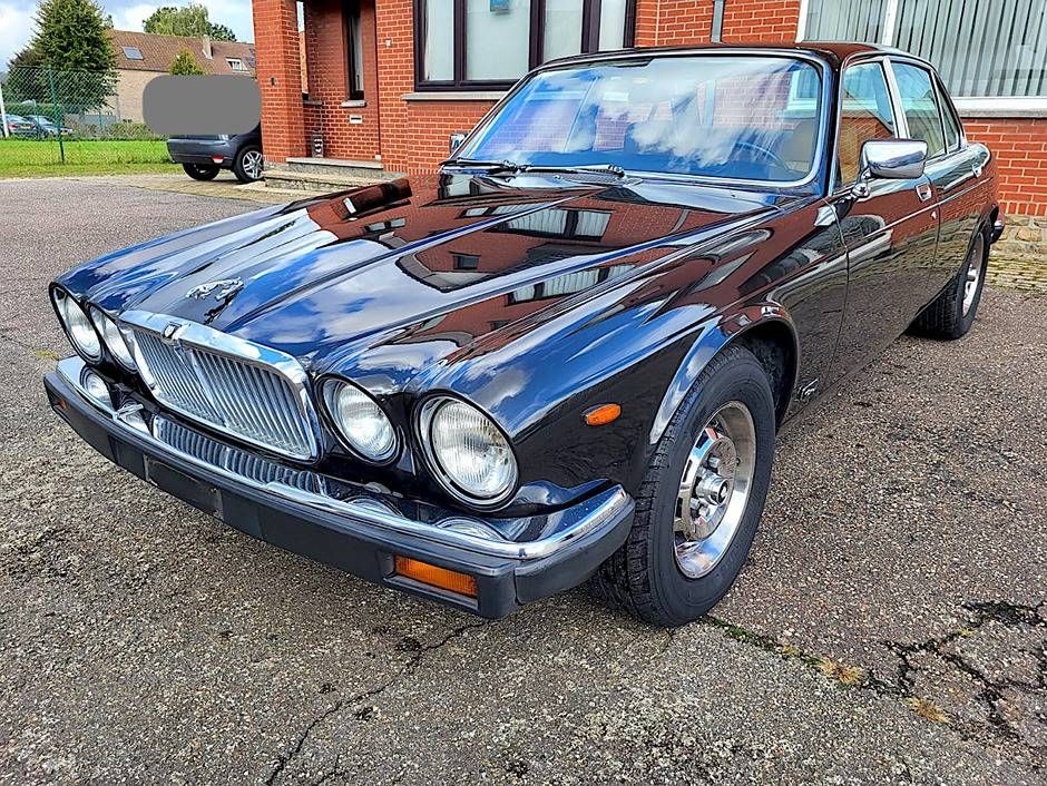 Jaguar XJ6 4.2 Manual 5-Speed (Margin)