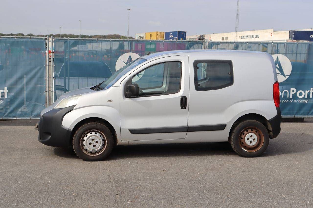 Passenger car Peugeot Bipper Tepee Petrol 73hp 2011 (Margin)
