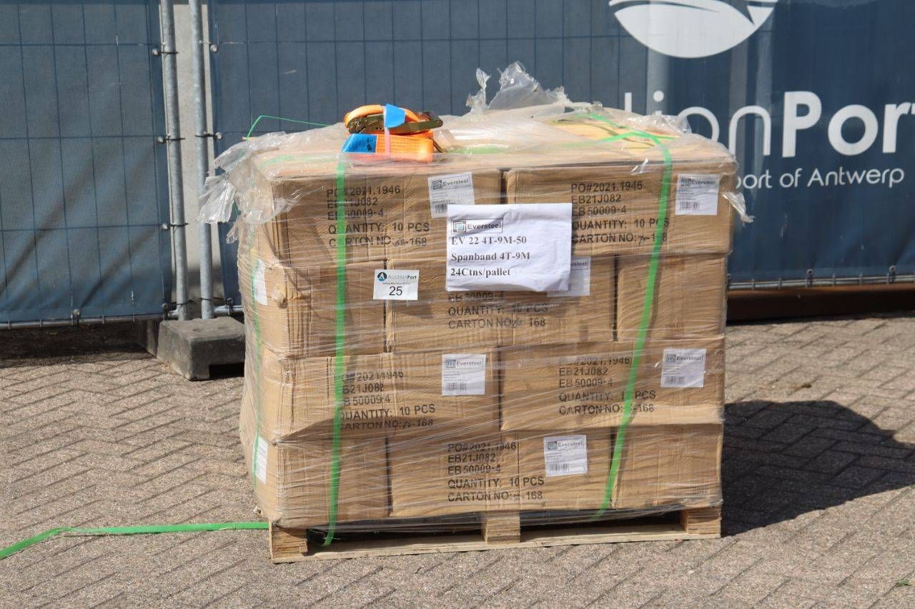 Lot of Tension Straps 225 pieces 4000kg 9m New